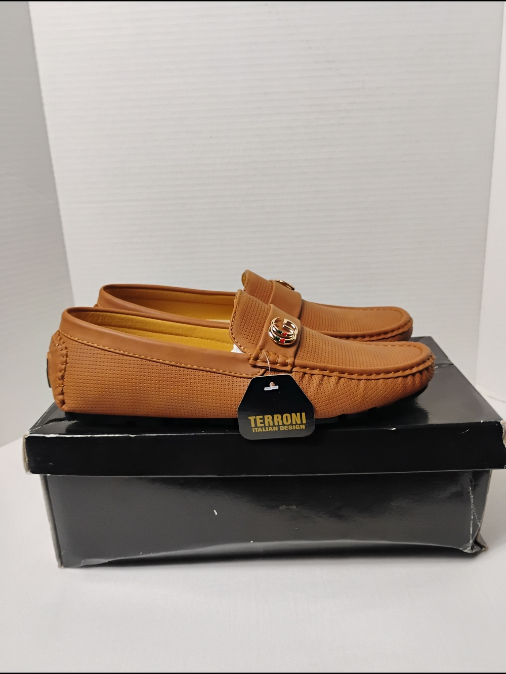Men's Tan Driving Loafers